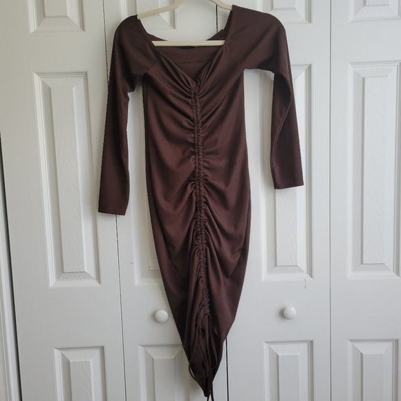 Pretty Little Thing Brown front cinch up midi dress - Picture 2 of 8